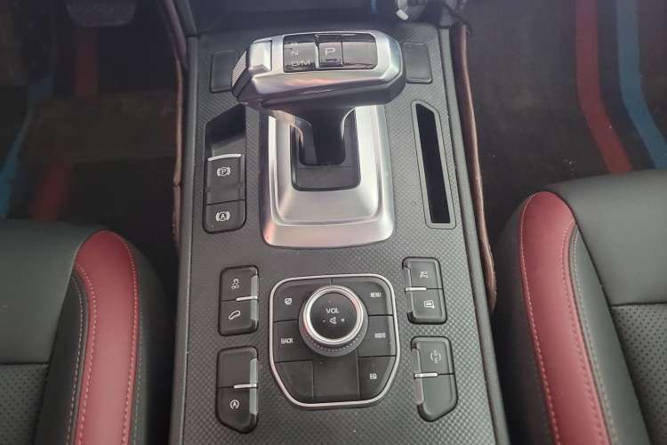 Used Haval H6 Coupe 2020 SmartConnect Edition 1.5T Automatic Two-Wheel Drive Luxury SmartConnect Model Gear Lever