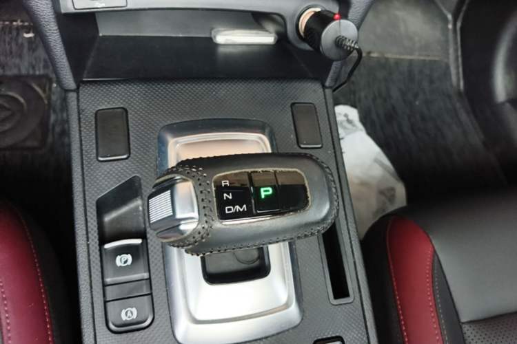 Used Haval H6 Coupe 2020 SmartConnect Edition 1.5T Automatic Two-Wheel Drive Luxury SmartConnect Model Gear Lever