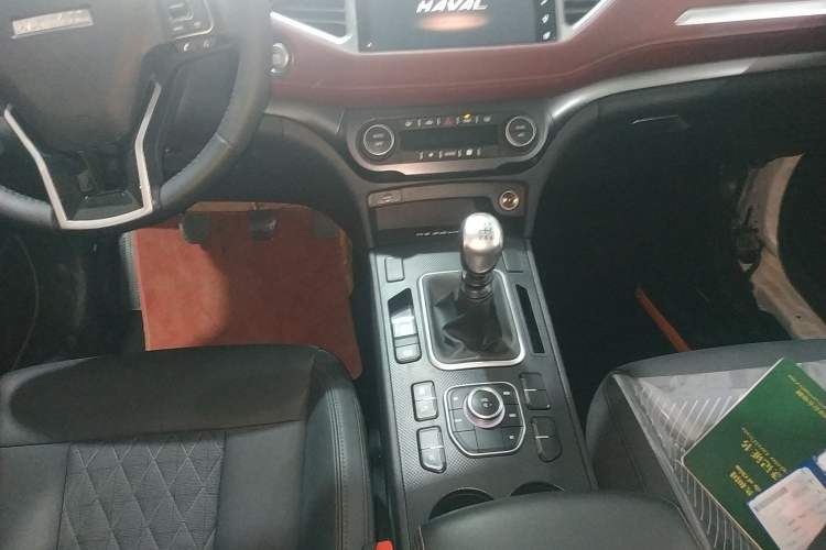 Used Haval H6 Coupe 2020 Smart Connect Version 1.5T Manual Two-Wheel Drive Elite Model Gear Lever