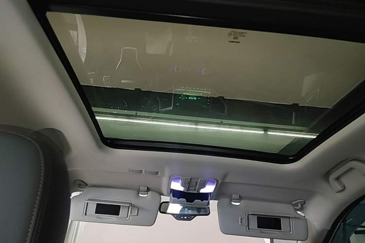 Used Haval H6 Coupe 2020 SmartConnect Edition 1.5T Automatic Two-Wheel Drive Luxury SmartConnect Model Headliner
