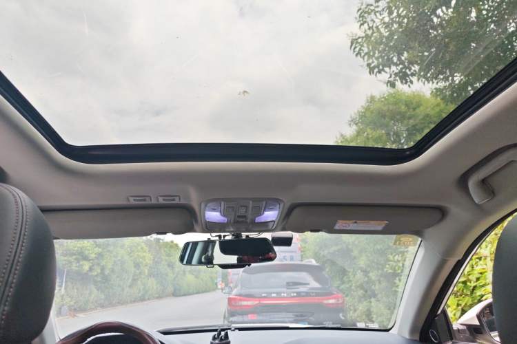 Used Haval H6 Coupe 2020 SmartConnect Edition 1.5T Automatic Two-Wheel Drive Luxury SmartConnect Model Headliner