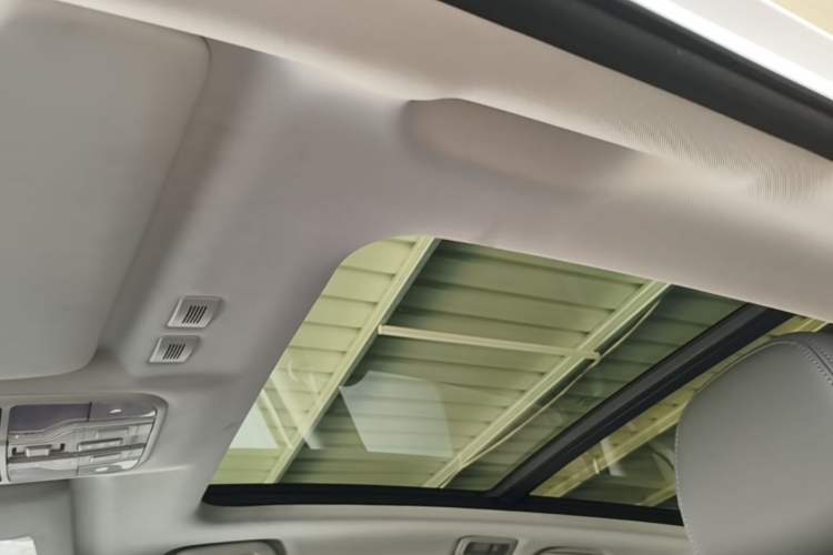Used Haval H6 Coupe 2020 Smart Connect Version 1.5T Automatic Two-Wheel Drive Elite Model Headliner