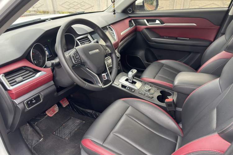 Used Haval H6 Coupe 2020 SmartConnect Edition 1.5T Automatic Two-Wheel Drive Luxury SmartConnect Model Interior 1