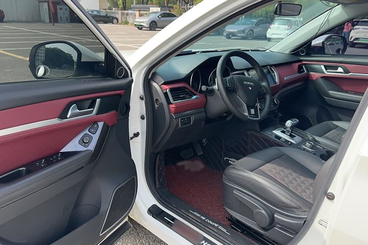 Used Haval H6 Coupe 2020 Smart Connect Version 1.5T Automatic Two-Wheel Drive Elite Model Interior 2