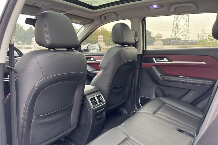 Used Haval H6 Coupe 2020 SmartConnect Edition 1.5T Automatic Two-Wheel Drive Luxury SmartConnect Model Interior 3