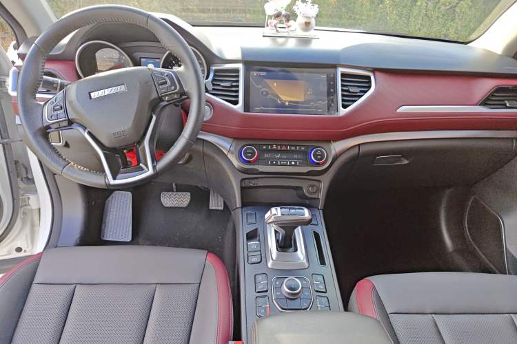Used Haval H6 Coupe 2020 SmartConnect Edition 1.5T Automatic Two-Wheel Drive Luxury SmartConnect Model Interior 3