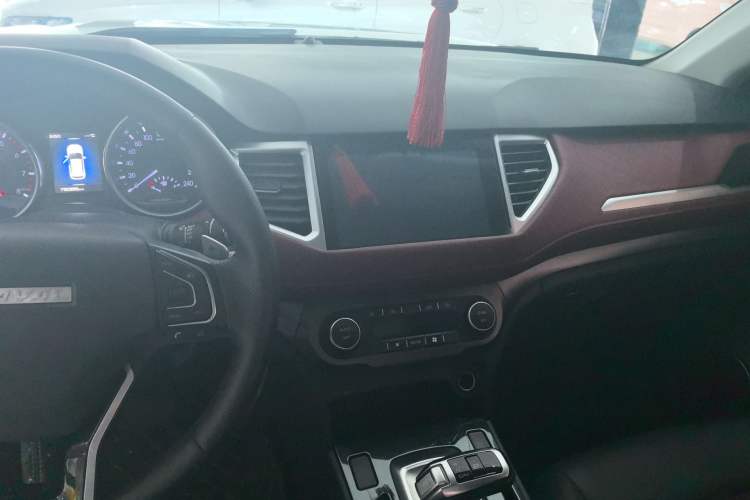 Used Haval H6 Coupe 2020 Smart Connect Version 1.5T Automatic Two-Wheel Drive Elite Model Interior 3