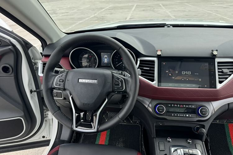 Used Haval H6 Coupe 2020 SmartConnect Edition 1.5T Automatic Two-Wheel Drive Luxury SmartConnect Model Interior 8