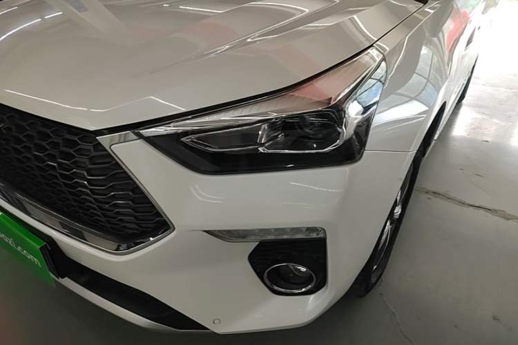 Used Haval H6 Coupe 2020 SmartConnect Edition 1.5T Automatic Two-Wheel Drive Luxury SmartConnect Model Left Front Headlight