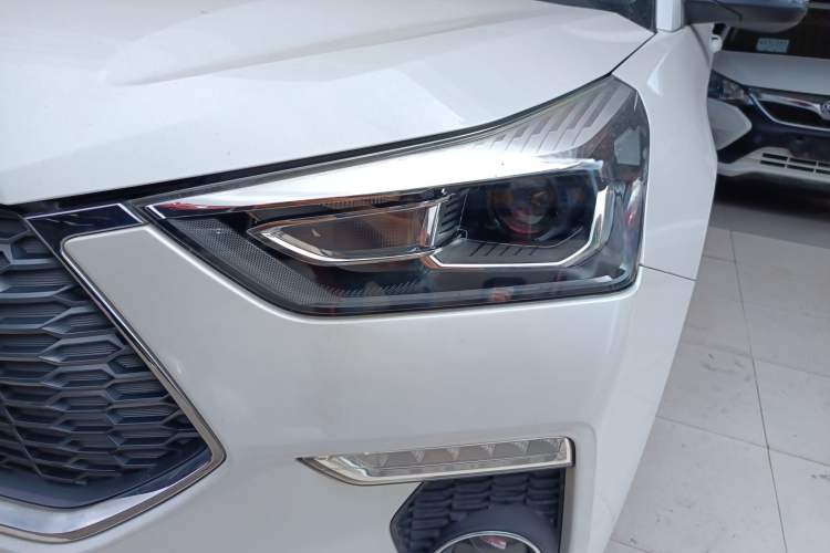 Used Haval H6 Coupe 2020 Smart Connect Version 1.5T Automatic Two-Wheel Drive Elite Model Left Front Headlight