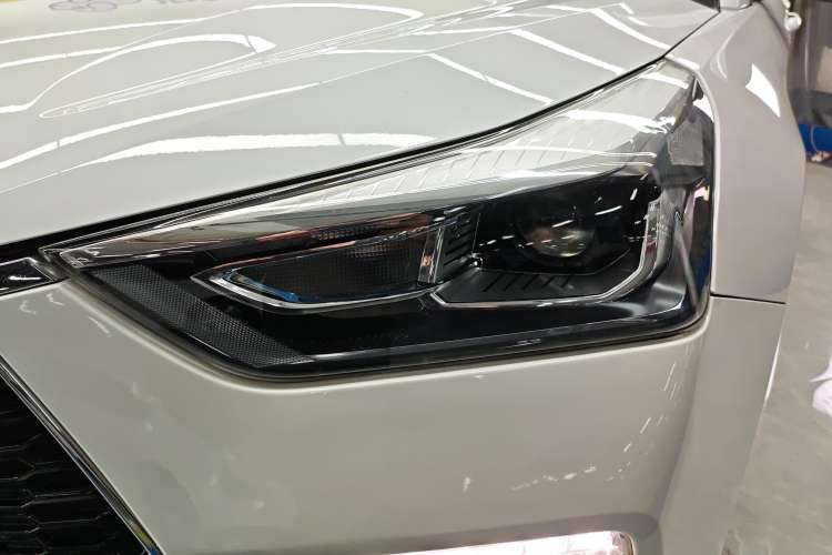 Used Haval H6 Coupe 2020 Smart Connect Version 1.5T Automatic Two-Wheel Drive Elite Model Left Front Headlight