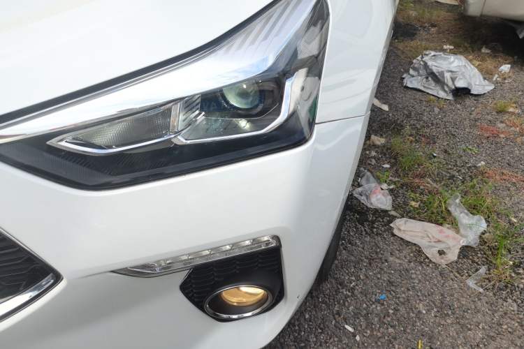 Used Haval H6 Coupe 2020 Smart Connect Version 1.5T Automatic Two-Wheel Drive Elite Model Left Front Headlight