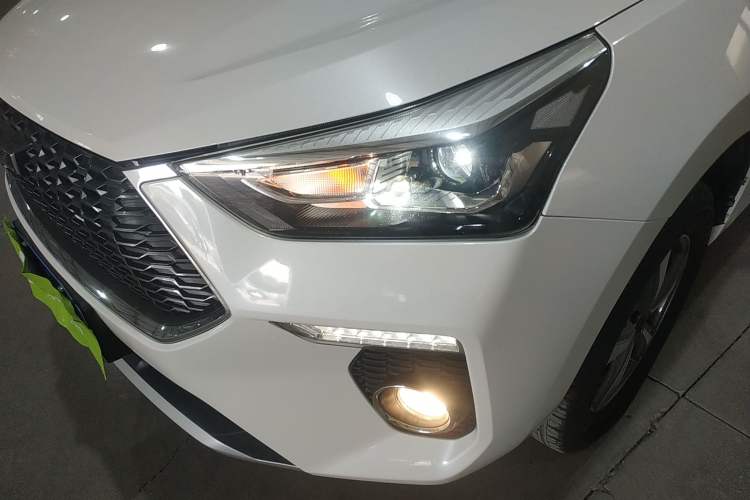 Used Haval H6 Coupe 2020 Smart Connect Version 1.5T Manual Two-Wheel Drive Elite Model Left Front Headlight