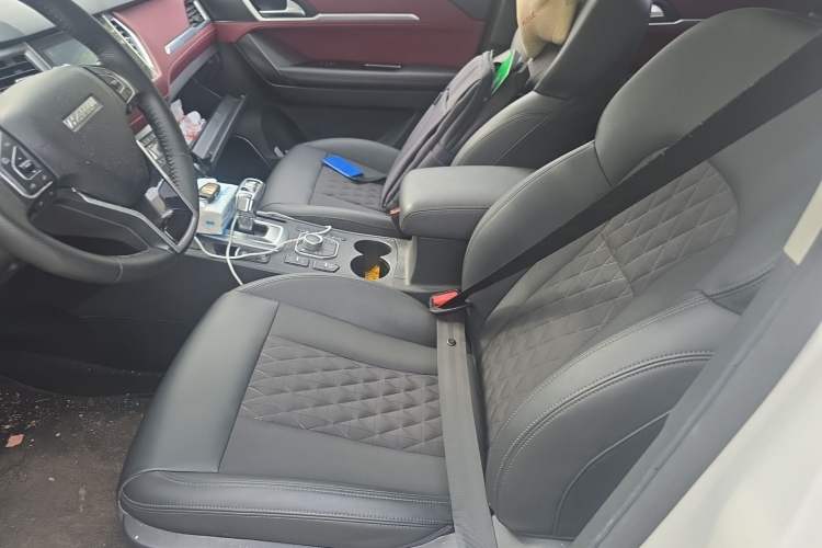 Used Haval H6 Coupe 2020 Smart Connect Version 1.5T Automatic Two-Wheel Drive Elite Model Left Front Seat