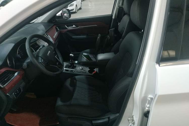 Used Haval H6 Coupe 2020 Smart Connect Version 1.5T Manual Two-Wheel Drive Elite Model Left Front Seat