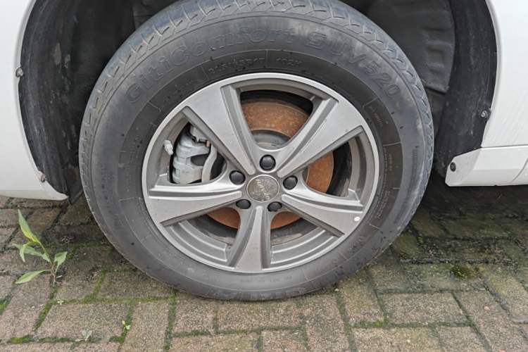 Used Haval H6 Coupe 2020 Smart Connect Version 1.5T Automatic Two-Wheel Drive Elite Model Left Front Wheel Hub