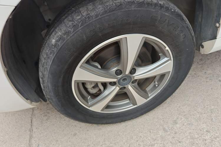 Used Haval H6 Coupe 2020 Smart Connect Version 1.5T Automatic Two-Wheel Drive Elite Model Left Front Wheel Hub