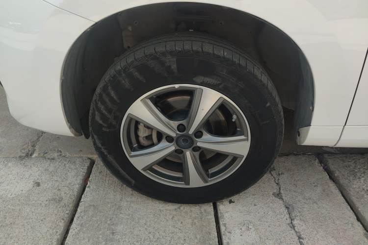 Used Haval H6 Coupe 2020 Smart Connect Version 1.5T Automatic Two-Wheel Drive Elite Model Left Front Wheel Hub