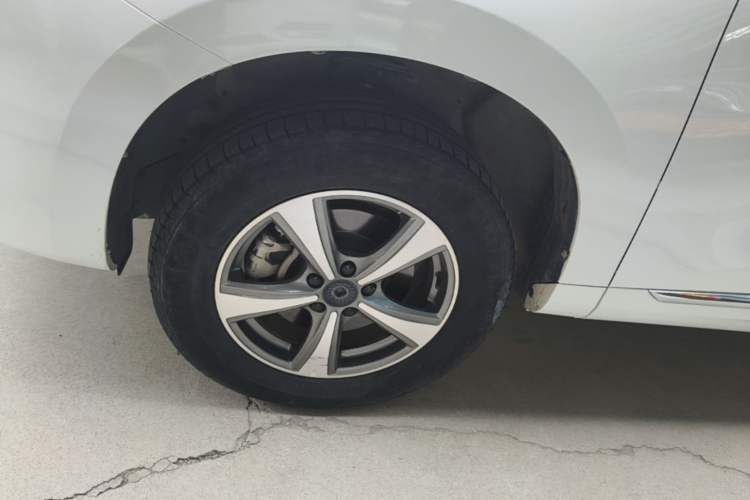 Used Haval H6 Coupe 2020 Smart Connect Version 1.5T Automatic Two-Wheel Drive Elite Model Left Front Wheel Hub