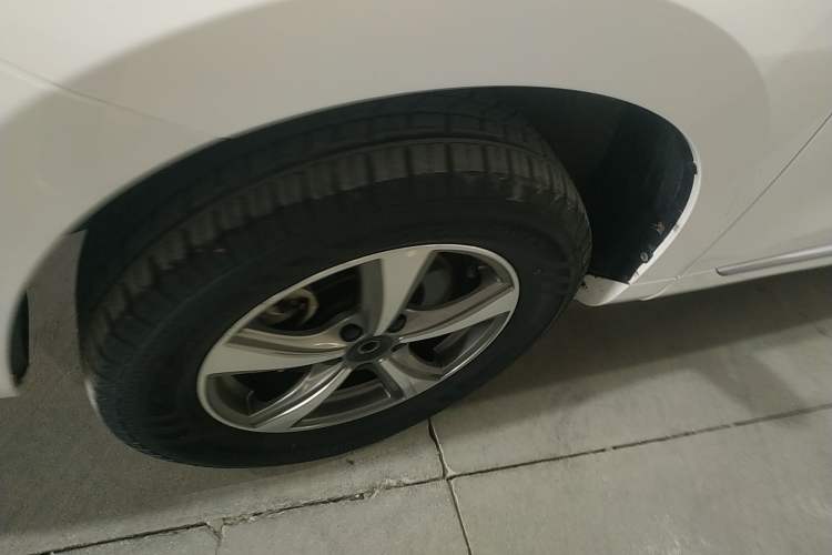 Used Haval H6 Coupe 2020 Smart Connect Version 1.5T Manual Two-Wheel Drive Elite Model Left Front Wheel Hub