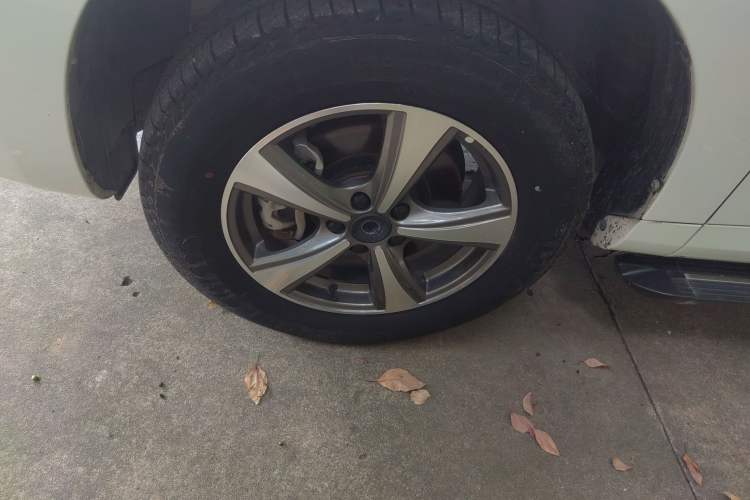 Used Haval H6 Coupe 2020 Smart Connect Version 1.5T Automatic Two-Wheel Drive Elite Model Left Front Wheel Hub