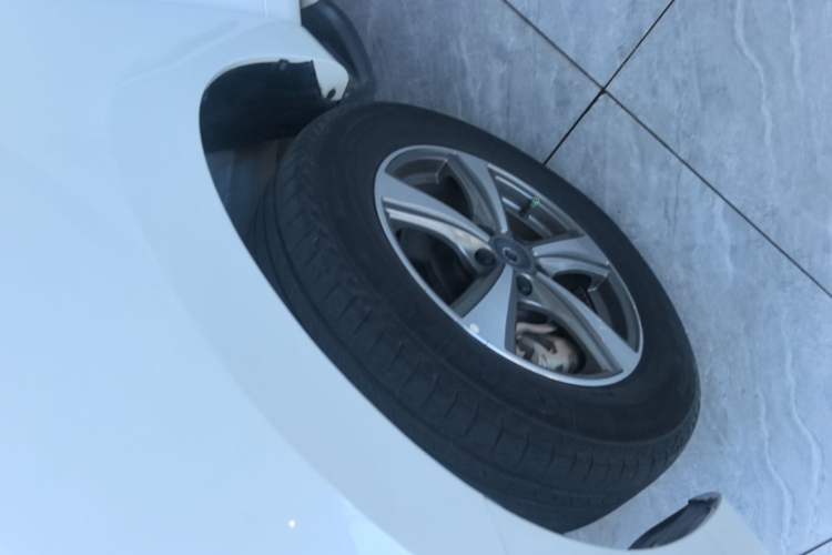Used Haval H6 Coupe 2020 SmartConnect Edition 1.5T Automatic Two-Wheel Drive Luxury SmartConnect Model Left Front Wheel Hub