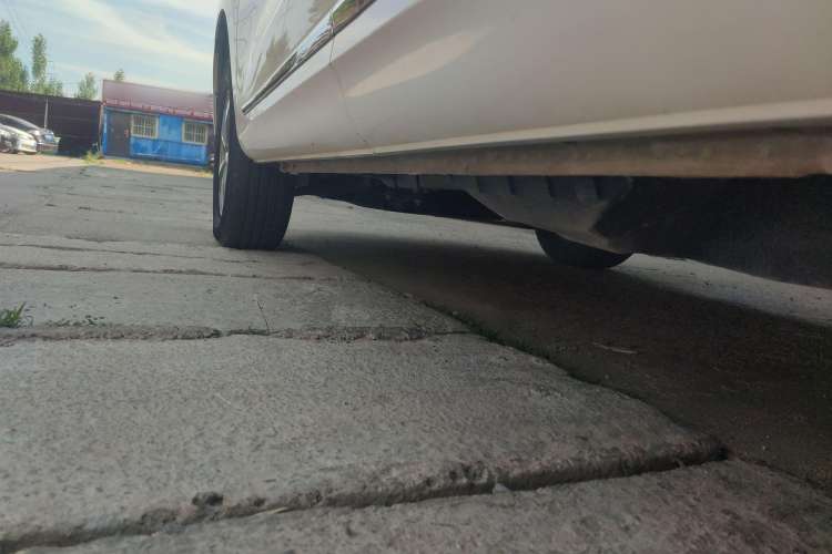 Used Haval H6 Coupe 2020 Smart Connect Version 1.5T Automatic Two-Wheel Drive Elite Model Left Side Sill