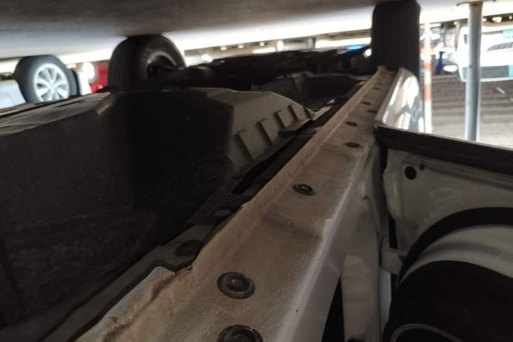 Used Haval H6 Coupe 2020 Smart Connect Version 1.5T Automatic Two-Wheel Drive Elite Model Left Side Sill