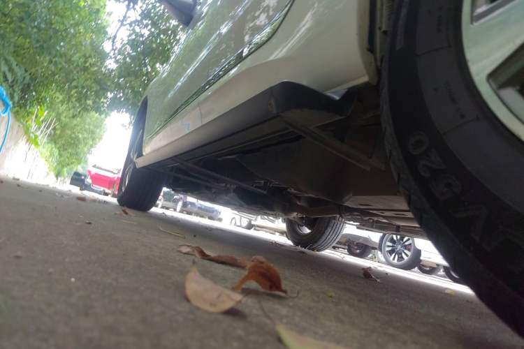 Used Haval H6 Coupe 2020 Smart Connect Version 1.5T Automatic Two-Wheel Drive Elite Model Left Side Sill
