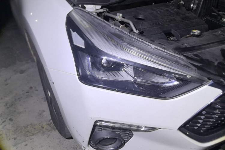 Used Haval H6 Coupe 2020 Smart Connect Version 1.5T Automatic Two-Wheel Drive Elite Model Right Front Headlight