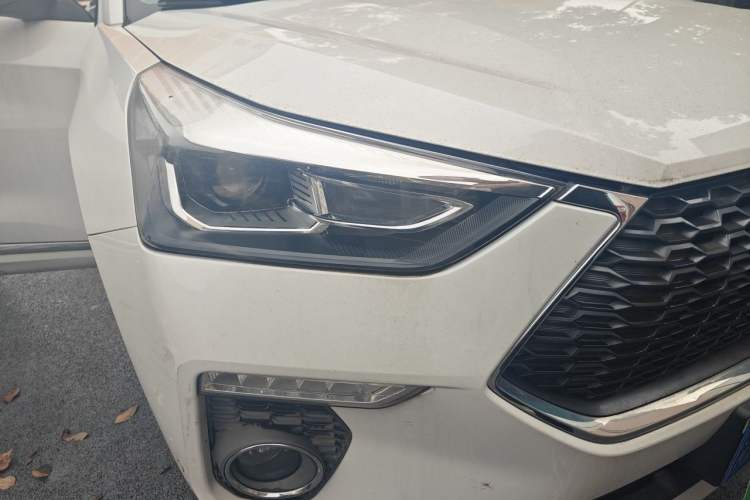Used Haval H6 Coupe 2020 SmartConnect Edition 1.5T Automatic Two-Wheel Drive Luxury SmartConnect Model Right Front Headlight