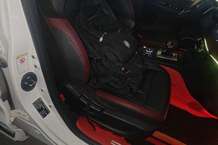 Used Haval H6 Coupe 2020 SmartConnect Edition 1.5T Automatic Two-Wheel Drive Luxury SmartConnect Model Right Front Seat