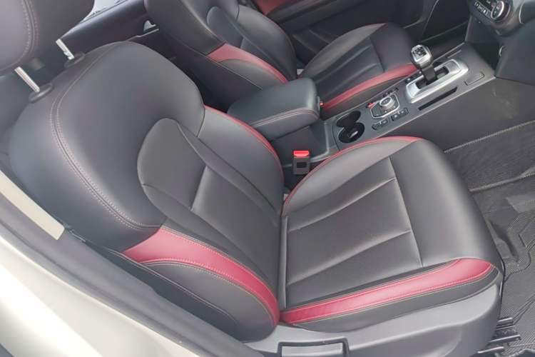 Used Haval H6 Coupe 2020 SmartConnect Edition 1.5T Automatic Two-Wheel Drive Luxury SmartConnect Model Right Front Seat