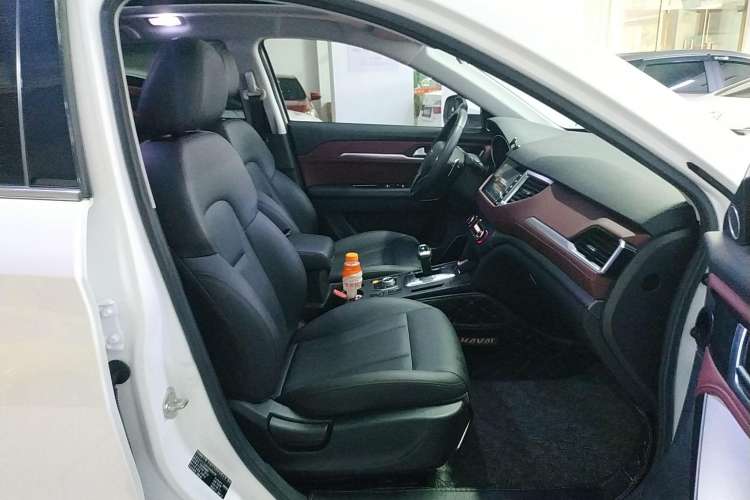Used Haval H6 Coupe 2020 Smart Connect Version 1.5T Automatic Two-Wheel Drive Elite Model Right Front Seat