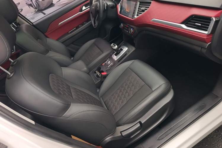 Used Haval H6 Coupe 2020 Smart Connect Version 1.5T Automatic Two-Wheel Drive Elite Model Right Front Seat