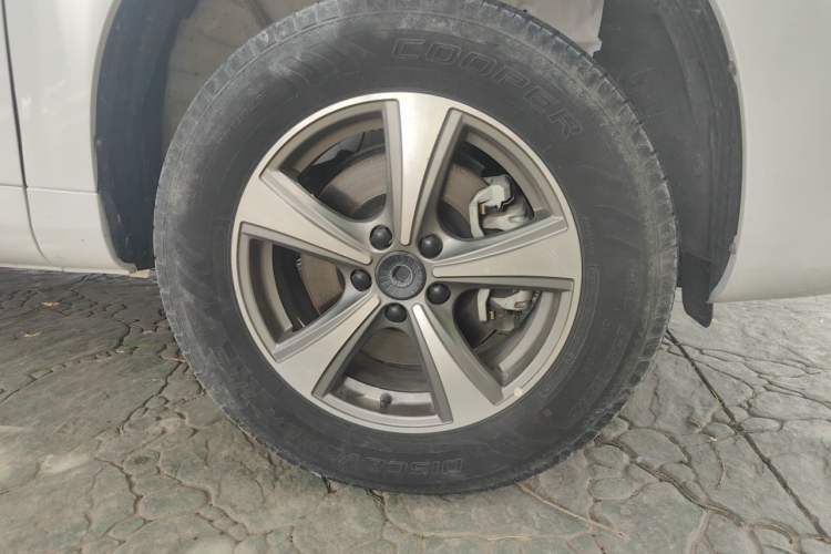 Used Haval H6 Coupe 2020 SmartConnect Edition 1.5T Automatic Two-Wheel Drive Luxury SmartConnect Model Right Front Wheel Hub