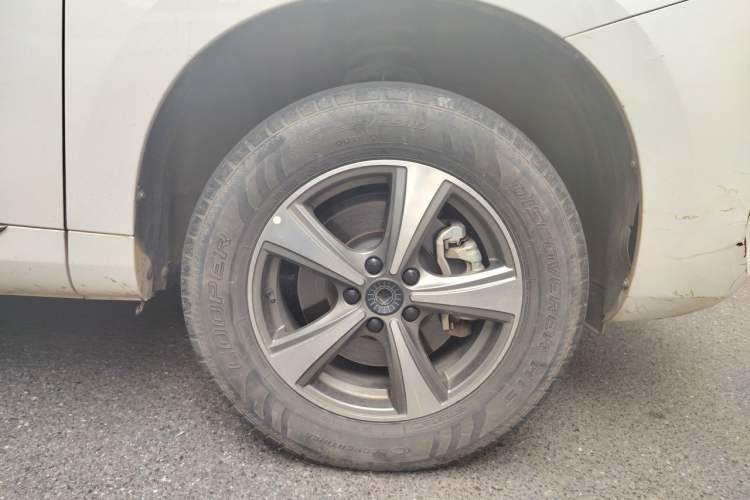 Used Haval H6 Coupe 2020 Smart Connect Version 1.5T Automatic Two-Wheel Drive Elite Model Right Front Wheel Hub