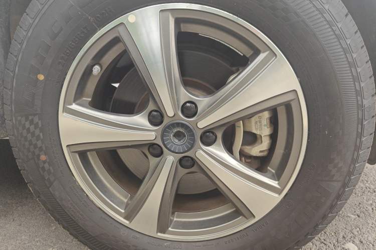 Used Haval H6 Coupe 2020 Smart Connect Version 1.5T Automatic Two-Wheel Drive Elite Model Right Front Wheel Hub