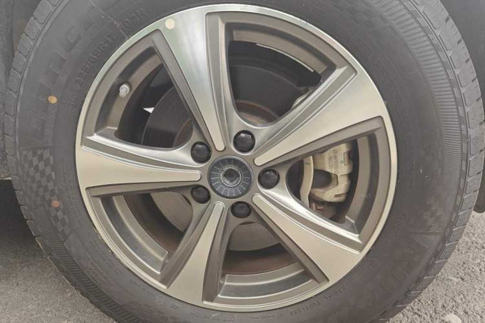 Used Haval H6 Coupe 2020 Smart Connect Version 1.5T Automatic Two-Wheel Drive Elite Model Right Front Wheel Hub