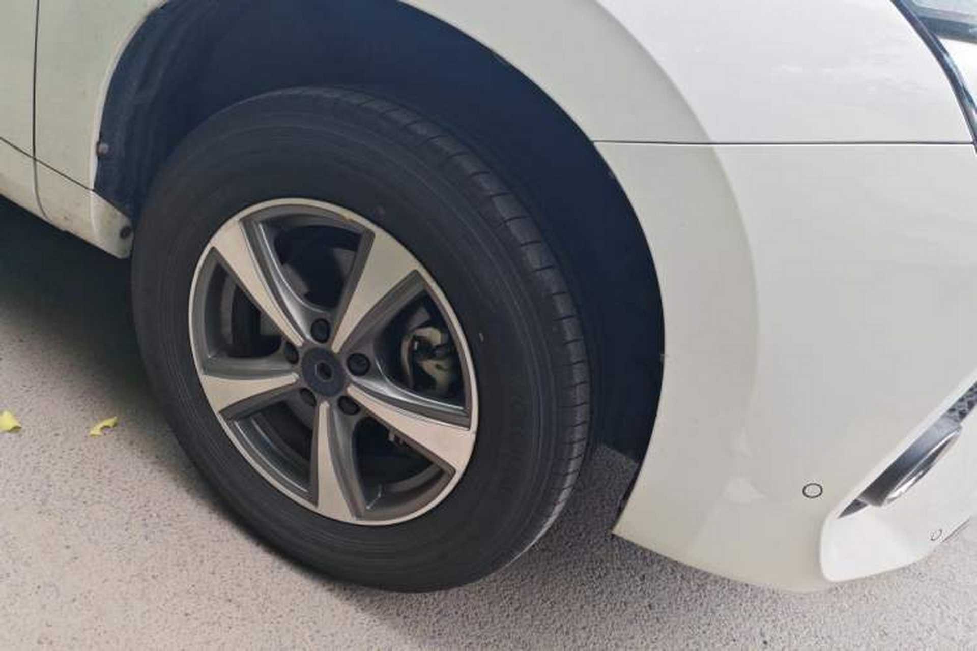 Used Haval H6 Coupe 2020 SmartConnect Edition 1.5T Automatic Two-Wheel Drive Luxury SmartConnect Model Right Front Wheel Hub