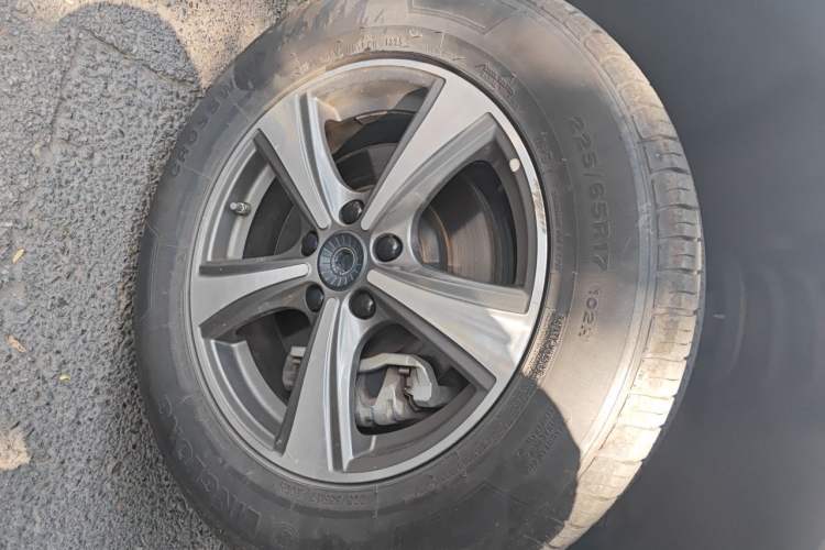 Used Haval H6 Coupe 2020 Smart Connect Version 1.5T Automatic Two-Wheel Drive Elite Model Right Front Wheel Hub