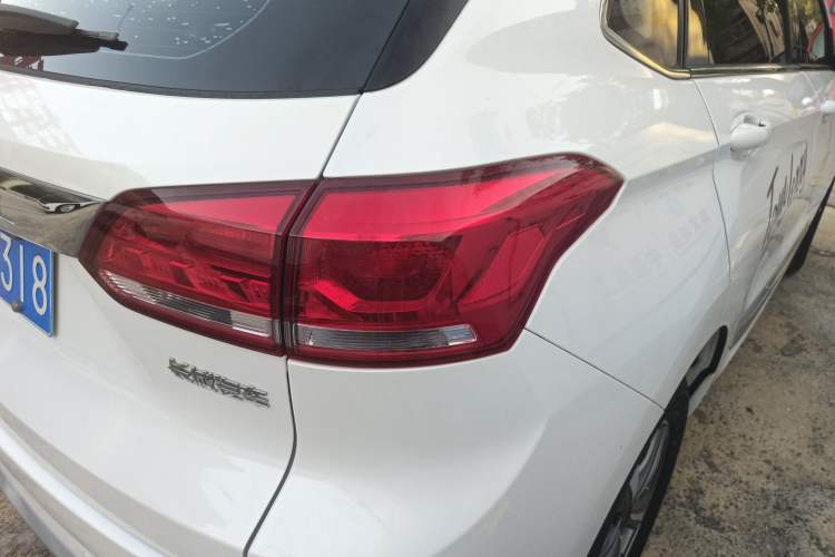 Used Haval H6 Coupe 2020 Smart Connect Version 1.5T Automatic Two-Wheel Drive Elite Model Right Rear Taillight