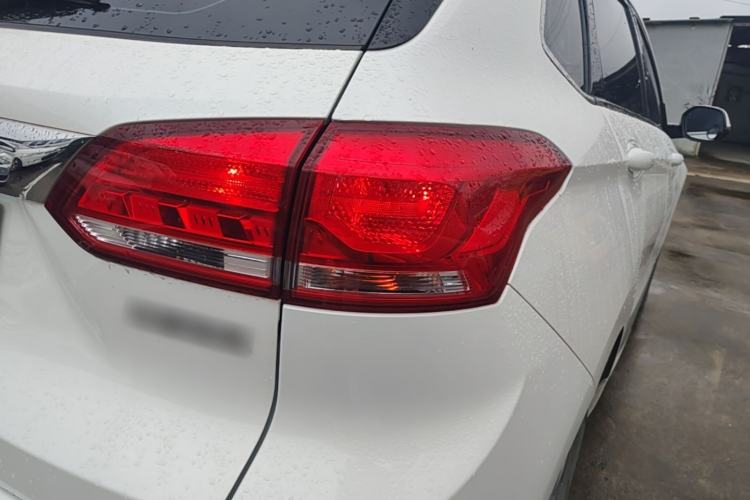 Used Haval H6 Coupe 2020 SmartConnect Edition 1.5T Automatic Two-Wheel Drive Luxury SmartConnect Model Right Rear Taillight