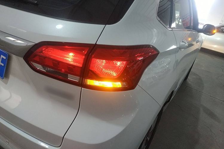 Used Haval H6 Coupe 2020 Smart Connect Version 1.5T Manual Two-Wheel Drive Elite Model Right Rear Taillight
