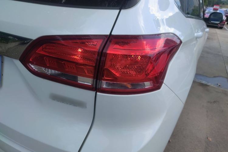 Used Haval H6 Coupe 2020 Smart Connect Version 1.5T Automatic Two-Wheel Drive Elite Model Right Rear Taillight