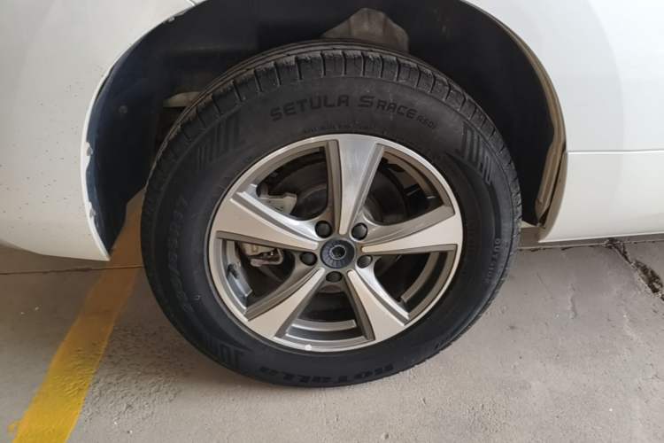 Used Haval H6 Coupe 2020 Smart Connect Version 1.5T Automatic Two-Wheel Drive Elite Model Right Rear Wheel Hub