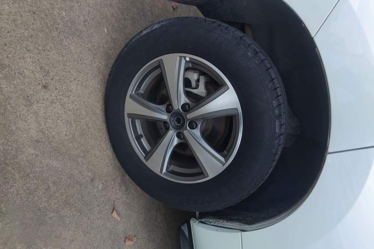 Used Haval H6 Coupe 2020 Smart Connect Version 1.5T Automatic Two-Wheel Drive Elite Model Right Rear Wheel Hub