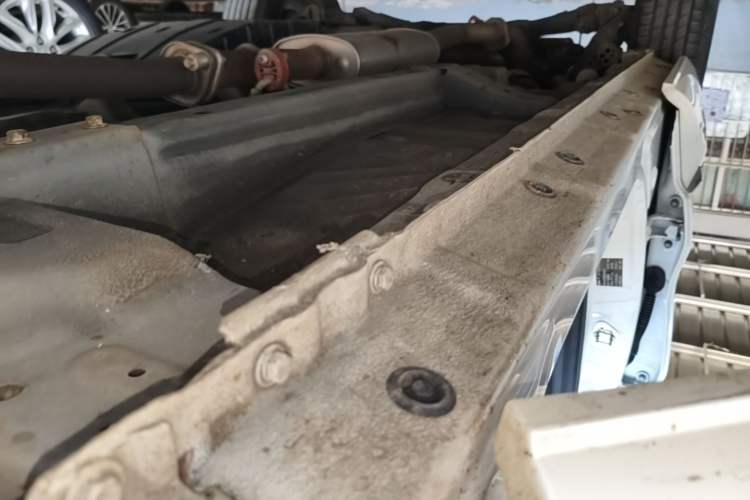 Used Haval H6 Coupe 2020 Smart Connect Version 1.5T Automatic Two-Wheel Drive Elite Model Right Side Sill