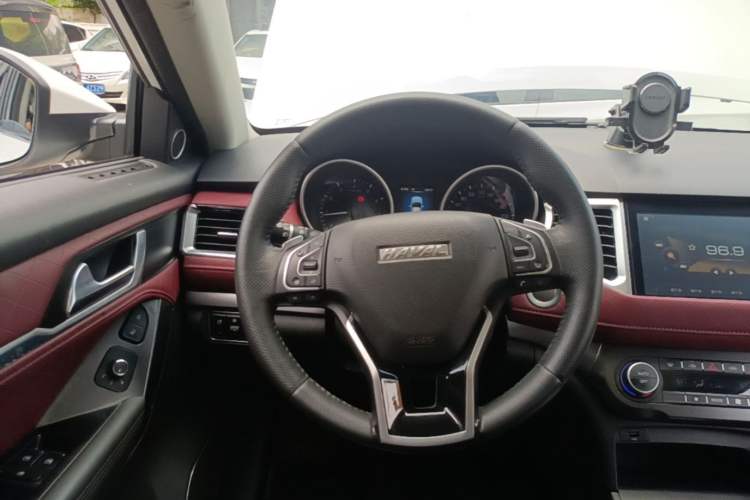 Used Haval H6 Coupe 2020 Smart Connect Version 1.5T Automatic Two-Wheel Drive Elite Model Steering Wheel