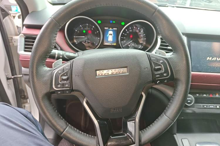 Used Haval H6 Coupe 2020 Smart Connect Version 1.5T Automatic Two-Wheel Drive Elite Model Steering Wheel